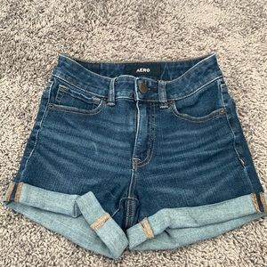 Aéropostale High Rise Midi Shorts